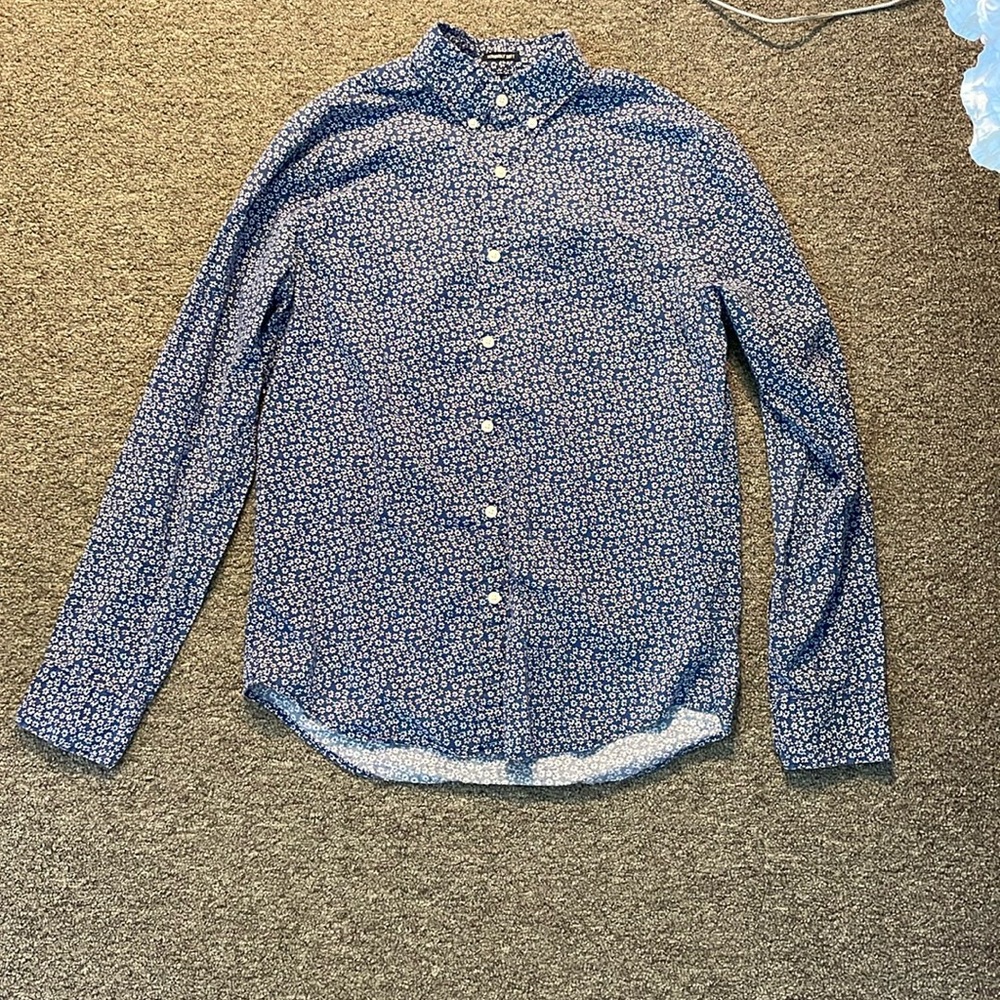 American Eagle Button Down Shirt